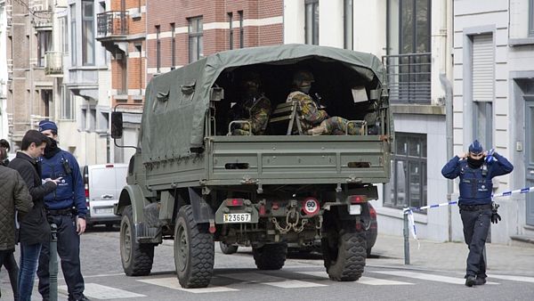 Belgická armáda a policie v Bruselu