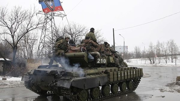 Separatisté na tanku na předměstí Doněcku