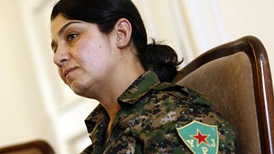 Velitelka lurdských ženských oddílů YPJ Nesrin Abdullahová